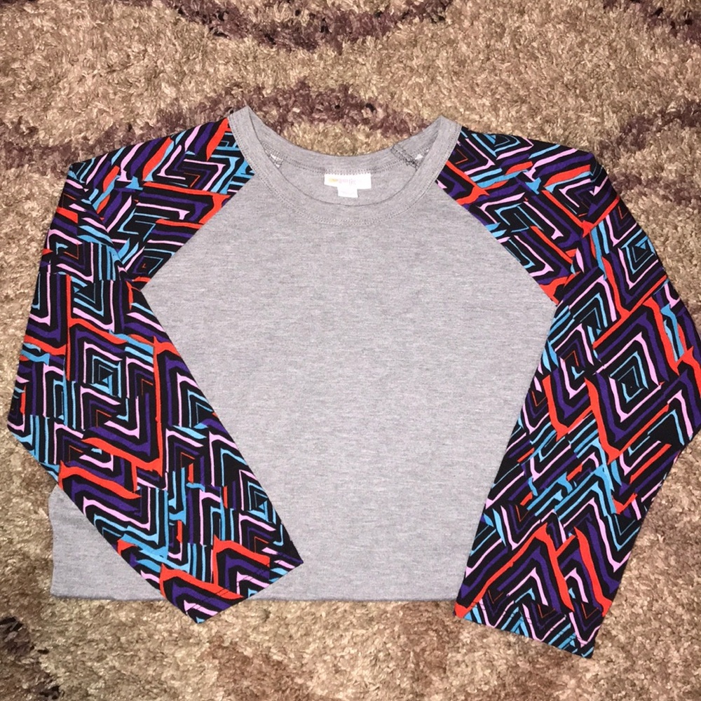 Lularoe Randy T-shirt Small